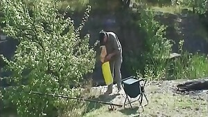Sex-mad floozie fucks a stranger at an obstacle fishing lake